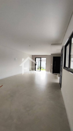 Imagem Casa com 1 Quarto à Venda, 152 m² em Bom Retiro - Joinville Imagem Casa com 1 Quarto à Venda, 152 m² em Bom Retiro - Joinville