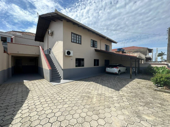 Imagem Casa com 5 Quartos à Venda, 220 m² em Centro - Balneário Barra Do Sul
