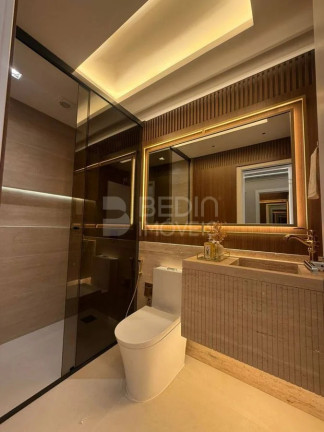 Imagem Cobertura com 4 Quartos à Venda, 326 m² em Centro - Balneário Camboriú