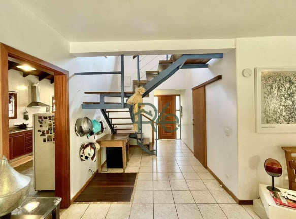 Imagem Casa com 3 Quartos à Venda, 319 m² em Parque Das Artes - Embu Das Artes Imagem Casa com 3 Quartos à Venda, 319 m² em Parque Das Artes - Embu Das Artes