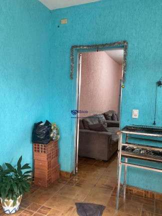 Imagem Casa com 3 Quartos à Venda, 126 m² em Jardim Presidente Dutra - Guarulhos