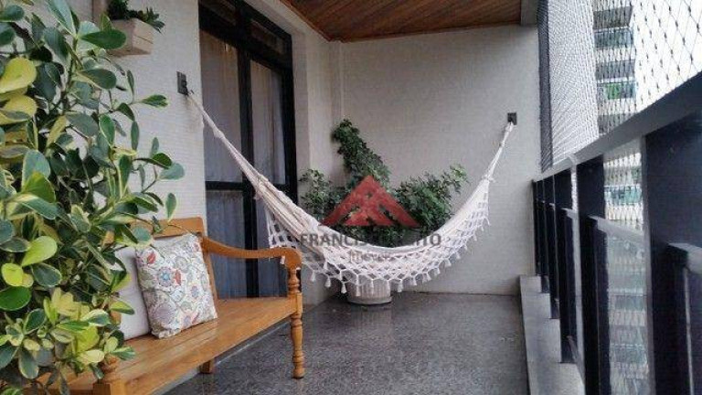 Apartamento com 3 Quartos à Venda, 215 m² em Santa Rosa - Niterói