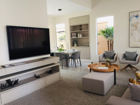 Imagem Casa de Condomínio com 4 Quartos à Venda, 212 m² em Atibaia