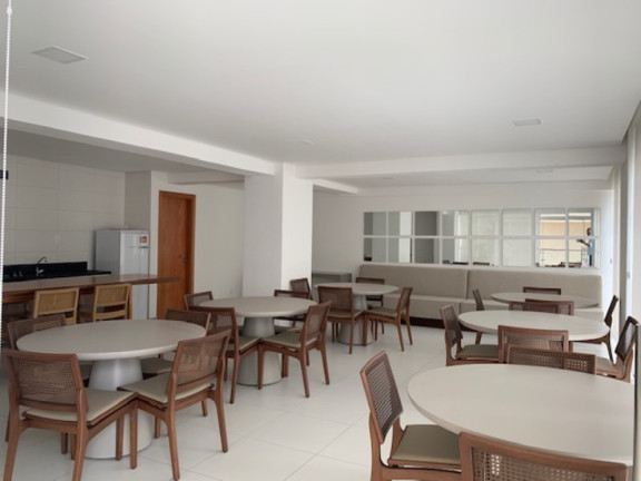Imagem Imóvel com 2 Quartos à Venda, 68 m² em Barra - Salvador Imagem Imóvel com 2 Quartos à Venda, 68 m² em Barra - Salvador