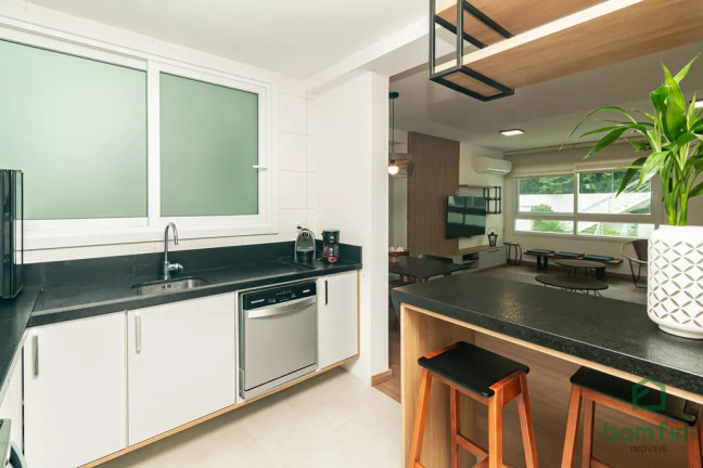 Imagem Apartamento com 2 Quartos à Venda, 90 m² em Santa Tereza - Porto Alegre Imagem Apartamento com 2 Quartos à Venda, 90 m² em Santa Tereza - Porto Alegre