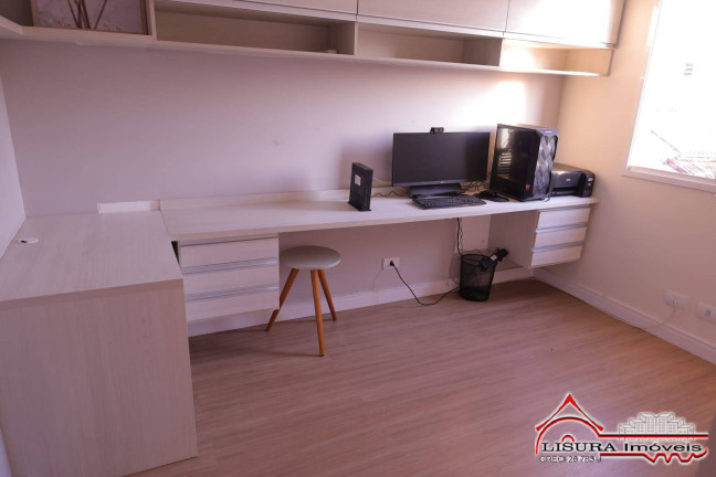 Imagem Apartamento com 3 Quartos para Alugar, 93 m² em Centro - Jacareí Imagem Apartamento com 3 Quartos para Alugar, 93 m² em Centro - Jacareí