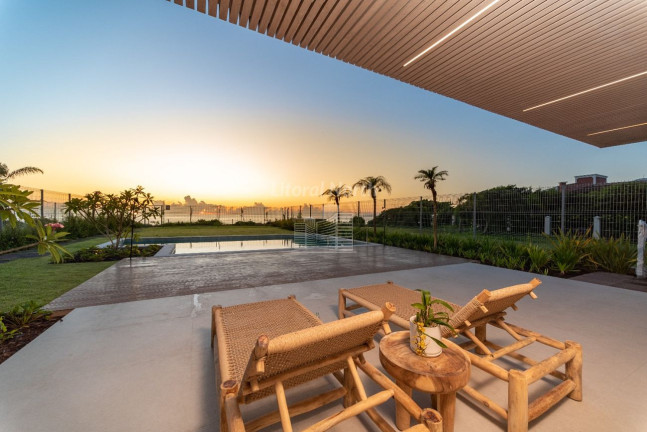 Imagem Casa com 5 Quartos à Venda, 458 m² em Praia Do Estaleiro - Balneário Camboriú