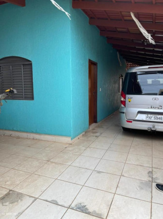 Casa com 2 Quartos à Venda, 300 m² em Loteamento Tropical Verde - Goiânia