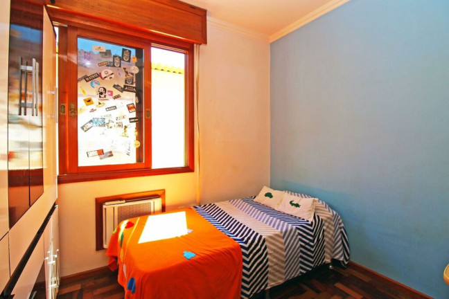 Imagem Apartamento com 4 Quartos à Venda, 77 m² em Passo Da Areia - Porto Alegre