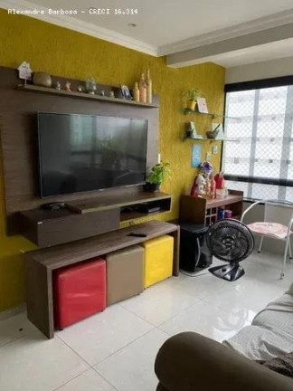 Imagem Apartamento com 3 Quartos à Venda, 70 m² em Encruzilhada - Recife