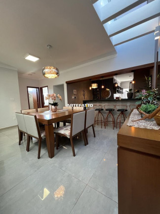 Imagem Casa com 3 Quartos à Venda, 300 m² em Cidade Nova - Franca Imagem Casa com 3 Quartos à Venda, 300 m² em Cidade Nova - Franca