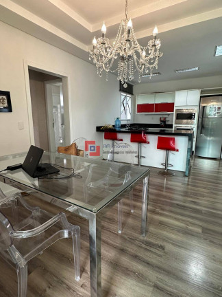 Imagem Casa com 3 Quartos à Venda, 170 m² em Saguaçu - Joinville