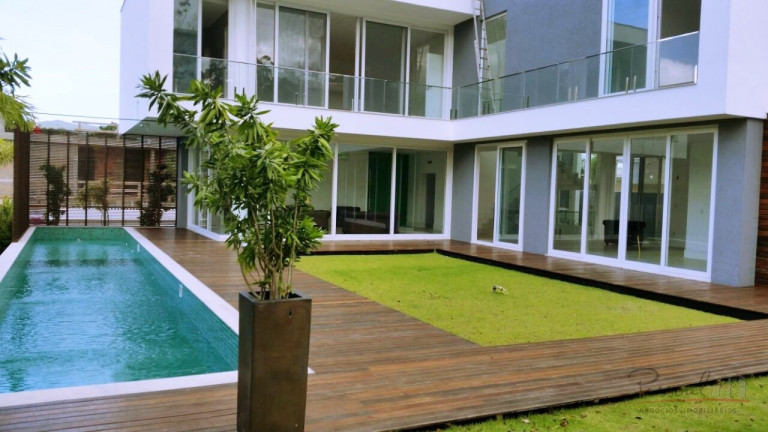 Imagem Casa com 4 Quartos à Venda, 760 m² em Cacupé - Florianópolis Imagem Casa com 4 Quartos à Venda, 760 m² em Cacupé - Florianópolis