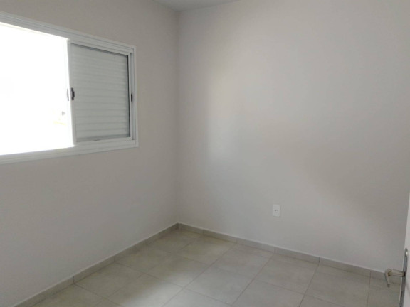 Imagem Casa com 2 Quartos para Alugar, em Arapongas Imagem Casa com 2 Quartos para Alugar, em Arapongas