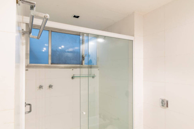 Imagem Apartamento com 3 Quartos à Venda,  em Leblon - Rio De Janeiro