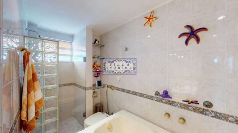 Imagem Cobertura com 3 Quartos à Venda, 165 m² em Copacabana - Rio De Janeiro Imagem Cobertura com 3 Quartos à Venda, 165 m² em Copacabana - Rio De Janeiro