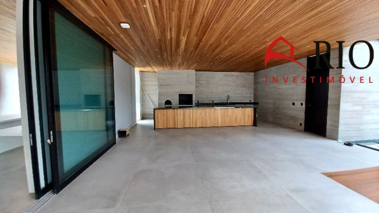 Imagem Casa com 5 Quartos à Venda, 1.230 m² em Barra Da Tijuca - Rio De Janeiro Imagem Casa com 5 Quartos à Venda, 1.230 m² em Barra Da Tijuca - Rio De Janeiro