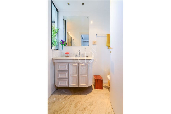 Imagem Apartamento com 1 Quarto à Venda, 266 m² em Vila Suzana - São Paulo