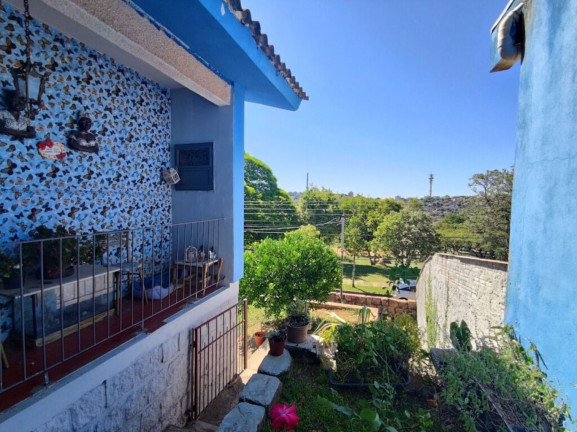 Imagem Imóvel com 3 Quartos à Venda, em Santa Tereza - Porto Alegre Imagem Imóvel com 3 Quartos à Venda, em Santa Tereza - Porto Alegre
