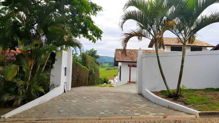 Imagem Casa com 8 Quartos à Venda, 1.000 m² em Imóvel Na Represa - Piracaia
