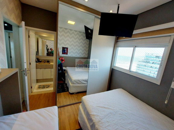 Imagem Apartamento com 4 Quartos à Venda, 212 m²