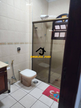 Imagem Casa com 4 Quartos à Venda, 271 m² em São Jorge - Santos Imagem Casa com 4 Quartos à Venda, 271 m² em São Jorge - Santos