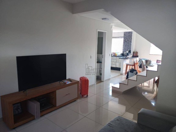 Casa com 3 Quartos à Venda, 170 m² em Jardim Suíça - Volta Redonda