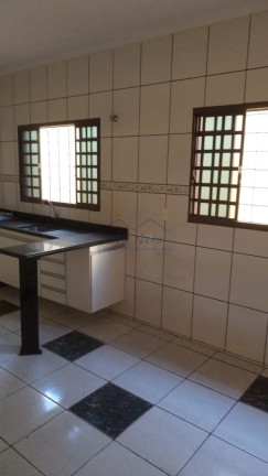 Imagem Casa com 3 Quartos à Venda, 370 m² em Jardim Europa - Pirassununga Imagem Casa com 3 Quartos à Venda, 370 m² em Jardim Europa - Pirassununga