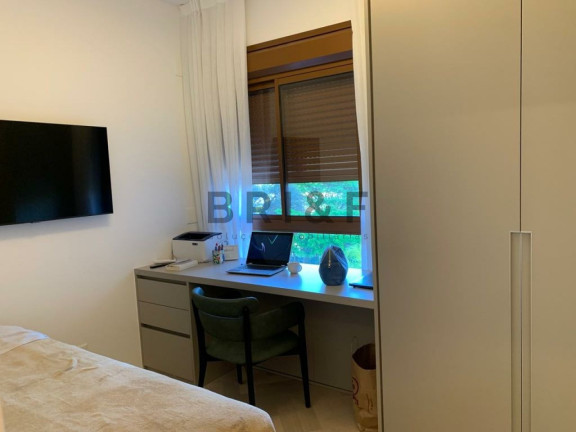 Imagem Apartamento com 3 Quartos à Venda, 145 m² em Brooklin - São Paulo Imagem Apartamento com 3 Quartos à Venda, 145 m² em Brooklin - São Paulo