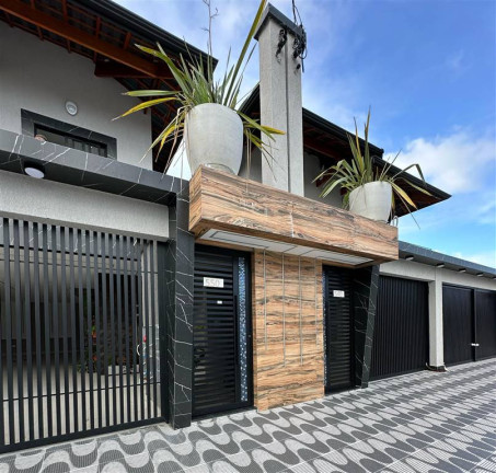 Imagem Casa com 2 Quartos à Venda, 55 m² em Maracanã - Praia Grande Imagem Casa com 2 Quartos à Venda, 55 m² em Maracanã - Praia Grande