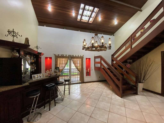 Imagem Casa com 4 Quartos à Venda, em Vilarejo - Carapicuíba Imagem Casa com 4 Quartos à Venda, em Vilarejo - Carapicuíba