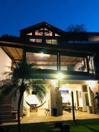 Imagem Casa com 2 Quartos à Venda, 300 m² em Guarapiranga - São Paulo