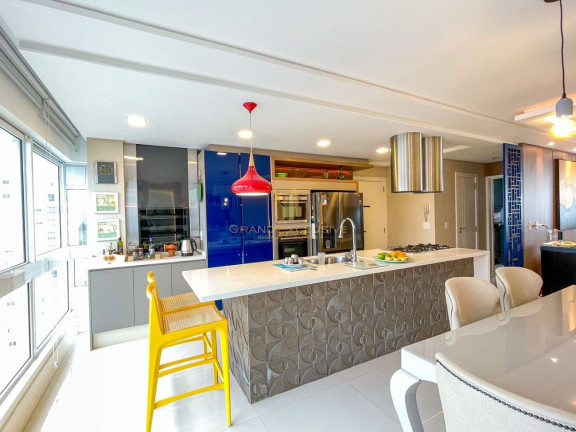 Foto do imóvel Apartamento com 3 Quartos à Venda, 123 m² em Pioneiros - Balneário Camboriú