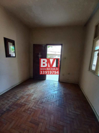 Imagem Casa com 5 Quartos à Venda, 250 m² em Vila Kosmos - Rio De Janeiro Imagem Casa com 5 Quartos à Venda, 250 m² em Vila Kosmos - Rio De Janeiro