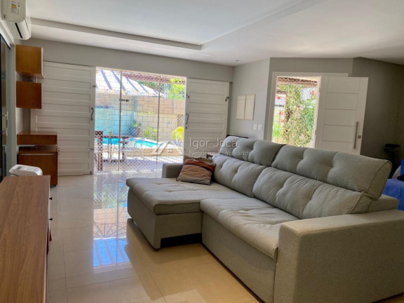 Imagem Casa com 3 Quartos à Venda, 200 m² em Papicu - Fortaleza