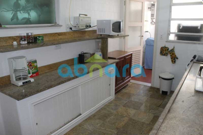 Imagem Apartamento com 3 Quartos à Venda, 200 m² em Copacabana - Rio De Janeiro Imagem Apartamento com 3 Quartos à Venda, 200 m² em Copacabana - Rio De Janeiro