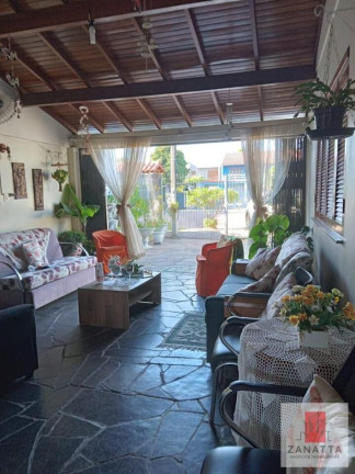 Imagem Casa com 3 Quartos à Venda, 396 m² em Tamandaré - Esteio