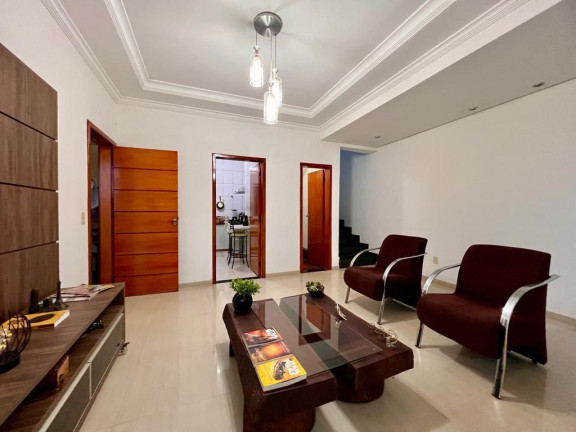 Imagem Sobrado com 3 Quartos à Venda, 144 m² em Setor Faiçalville - Goiânia