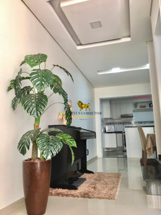 Imagem Casa com 3 Quartos à Venda,  em Sítio Cercado - Curitiba