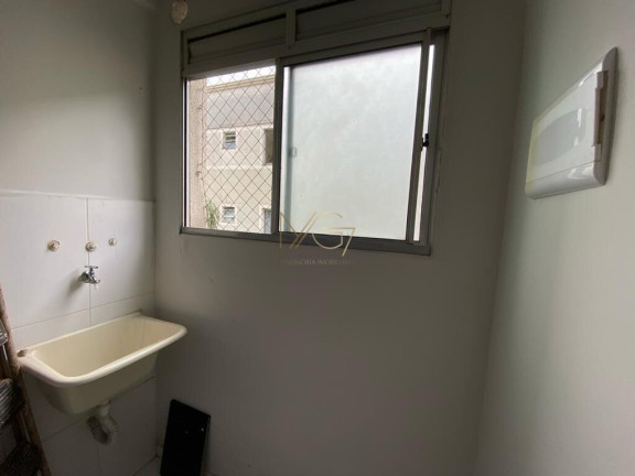 Imagem Apartamento com 2 Quartos à Venda, 50 m² em Pinheirinho - Curitiba