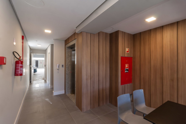 Imagem Apartamento com 2 Quartos à Venda, 51 m² em Floresta - Porto Alegre
