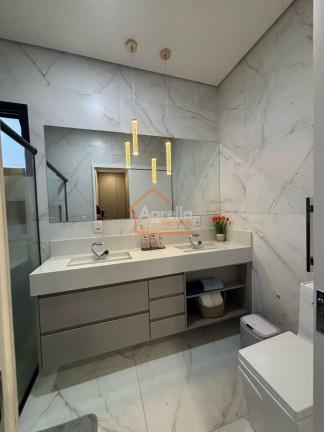Imagem Imóvel com 3 Quartos à Venda, 180 m² em Condomínio Residencial Portal Do Lago - Mogi Mirim Imagem Imóvel com 3 Quartos à Venda, 180 m² em Condomínio Residencial Portal Do Lago - Mogi Mirim