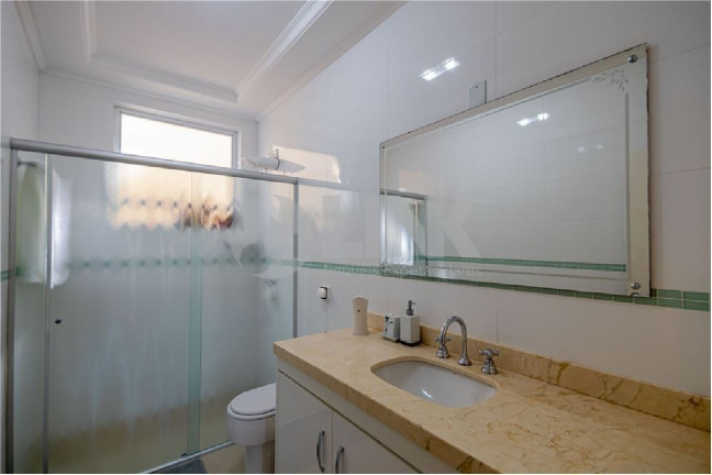 Imagem Apartamento com 3 Quartos à Venda, 94 m² em Petrópolis - Porto Alegre Imagem Apartamento com 3 Quartos à Venda, 94 m² em Petrópolis - Porto Alegre