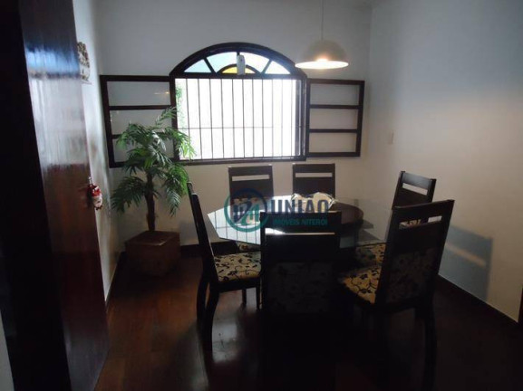 Imagem Casa com 4 Quartos à Venda, 181 m² em São Francisco - Niterói Imagem Casa com 4 Quartos à Venda, 181 m² em São Francisco - Niterói