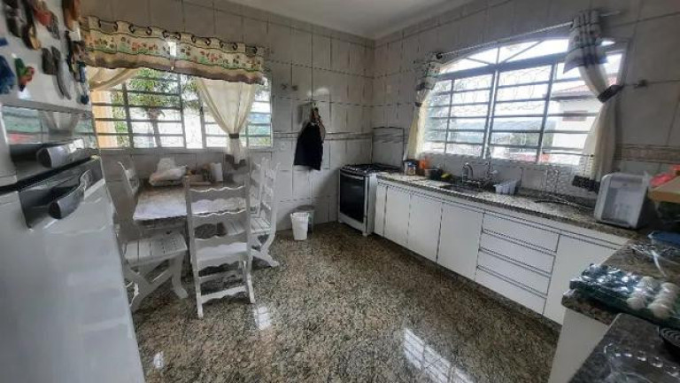 Imagem Casa de Condomínio com 4 Quartos à Venda, 302 m² em Apaga Fogo - Valinhos Imagem Casa de Condomínio com 4 Quartos à Venda, 302 m² em Apaga Fogo - Valinhos