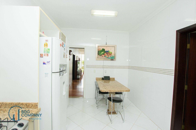 Imagem Casa com 3 Quartos à Venda, 321 m² em Oficinas - Ponta Grossa