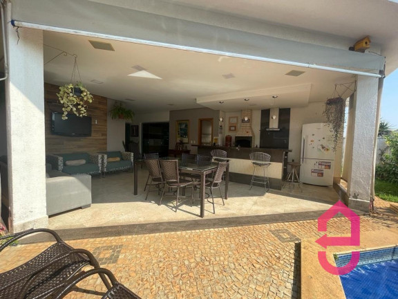Imagem Sobrado à Venda, 406 m² em Jardins Madri - Goiânia