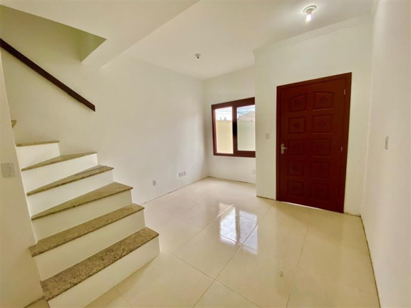 Imagem Sobrado com 2 Quartos à Venda, 68 m² em Mato Grande - Canoas