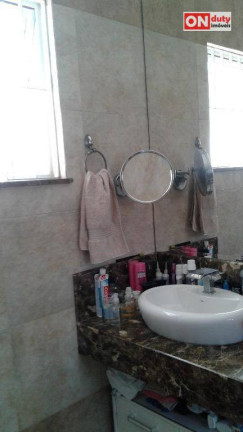 Imagem Sobrado com 3 Quartos à Venda, 360 m² em Boqueirão - Santos