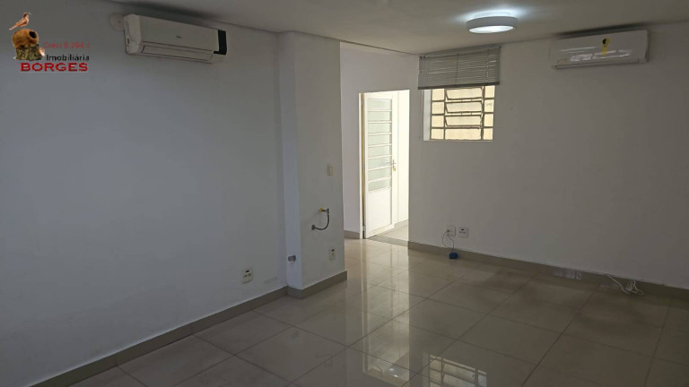 Imagem Casa com 9 Quartos à Venda, 237 m² em Jardim Paulista - São Paulo Imagem Casa com 9 Quartos à Venda, 237 m² em Jardim Paulista - São Paulo